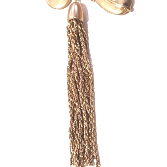 CHICO'S MATTE GOLD-TONE TASSEL WITH CHARMS 28-34" NECKLACE - Picture 3 of 8